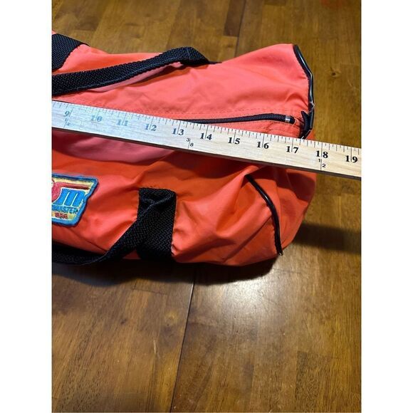 Vintage Sportsman Orange 19” Duffel Bag Nylon and Zipper - Picture 11 of 14